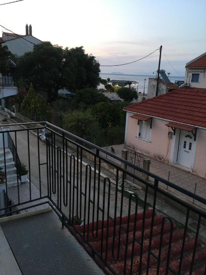 Villa Politis Порос Экстерьер фото